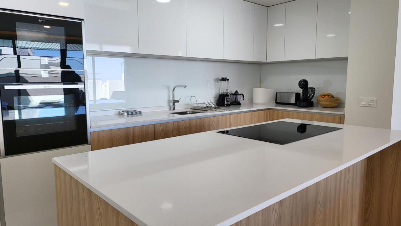 Apartment High End Large Ground Floor With Luxury Private Pool And Sea Views